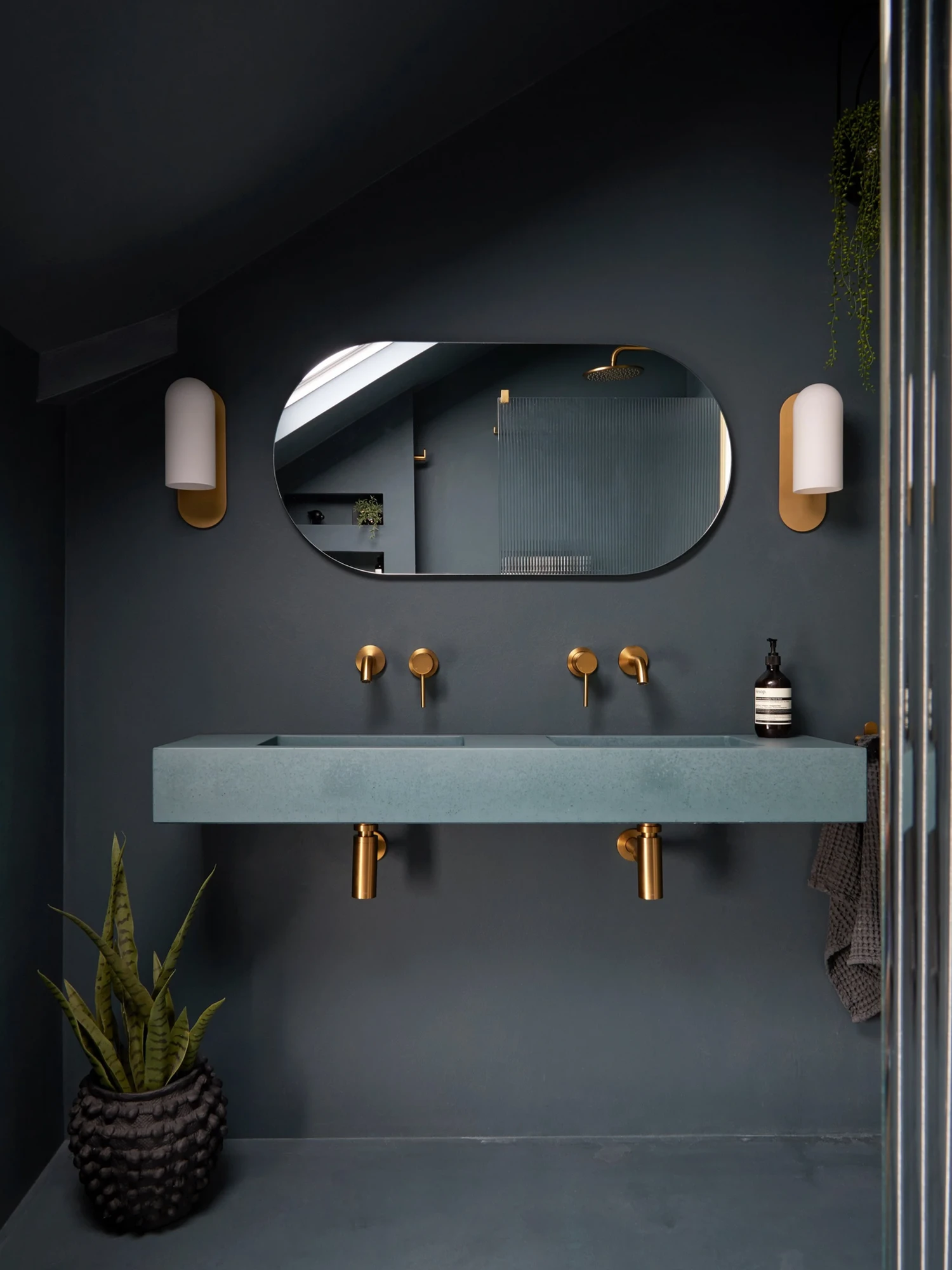 Profile Plastering London - Luxury Microcement Bathrooms in domestic and commercial properties across London Profile Plastering London - Luxury Microcement Bathrooms in domestic and commercial properties across London
