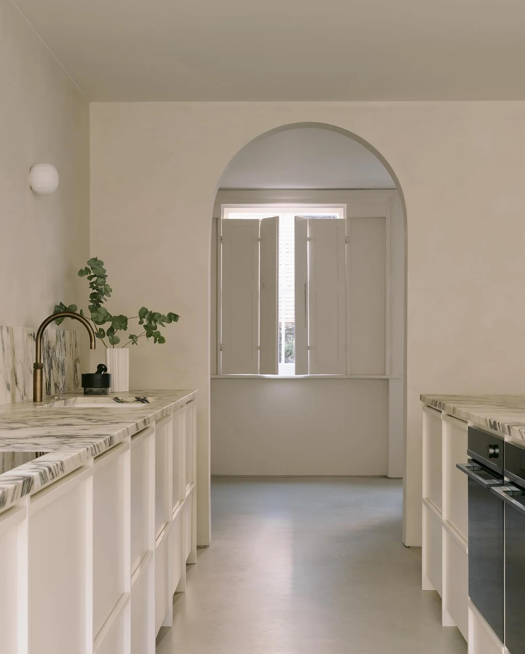 Profile Plastering London - Microcement clay lime plaster surfaces in London and the South East Profile Plastering London - Microcement clay lime plaster surfaces in London and the South East